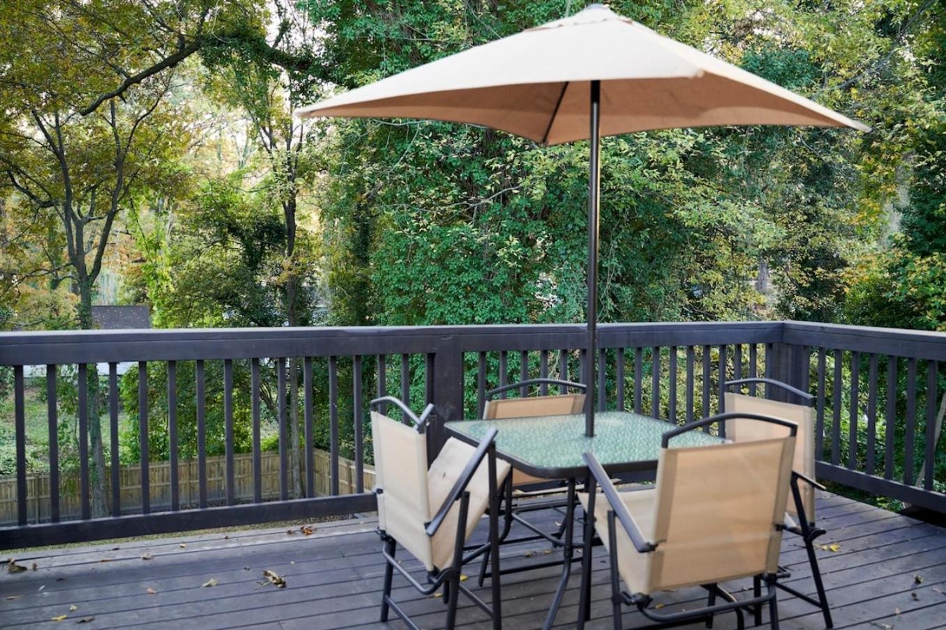 Spacious Retreat Near Downtown, Atl Atlanta Esterno foto